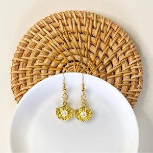 Shell Earrings